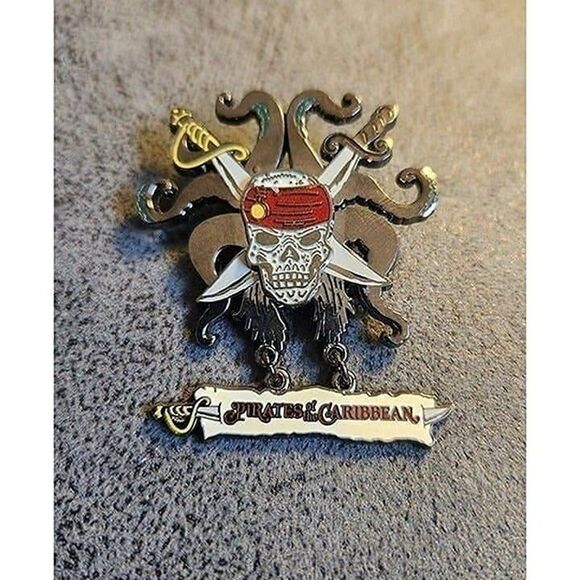 Disney Skull and Kraken Pirates of the Caribbean Pin - Picture 1 of 4